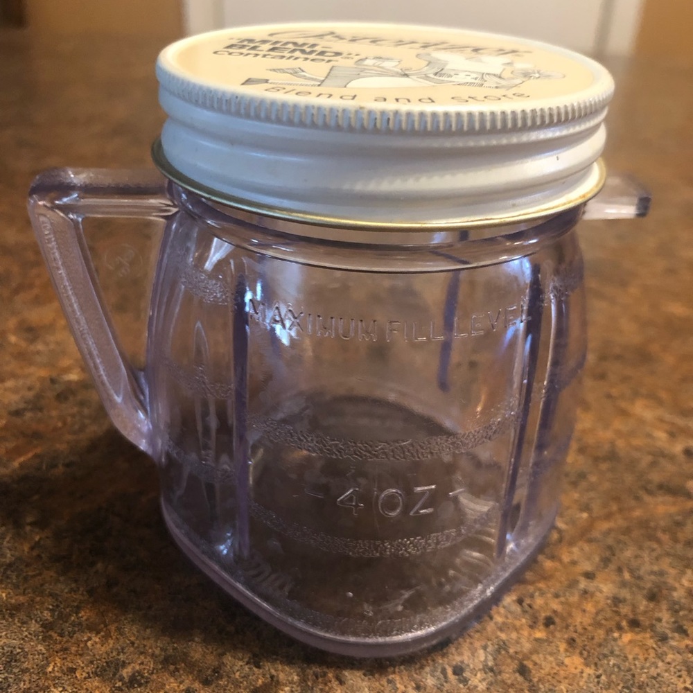VINTAGE! Osterizer Liquefier-Blender “Mini-Blend” Container, plastic.